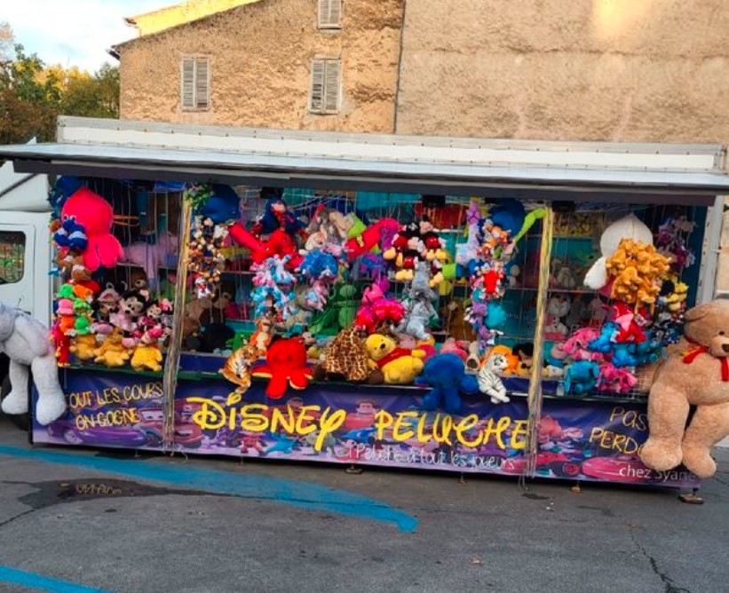 Camion boutique forain
