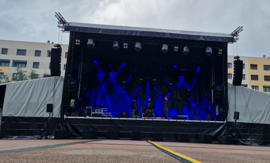 PODIUM SCENE MOBILE 80-100-120m²