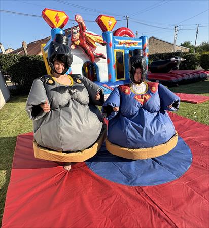JEUX ATTRACTIF SUMO ADULTES SUPER HEROS